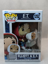 Elliott & E.T - #1252 - (c)