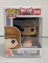 Miss Yvonne - #645 - (MM)