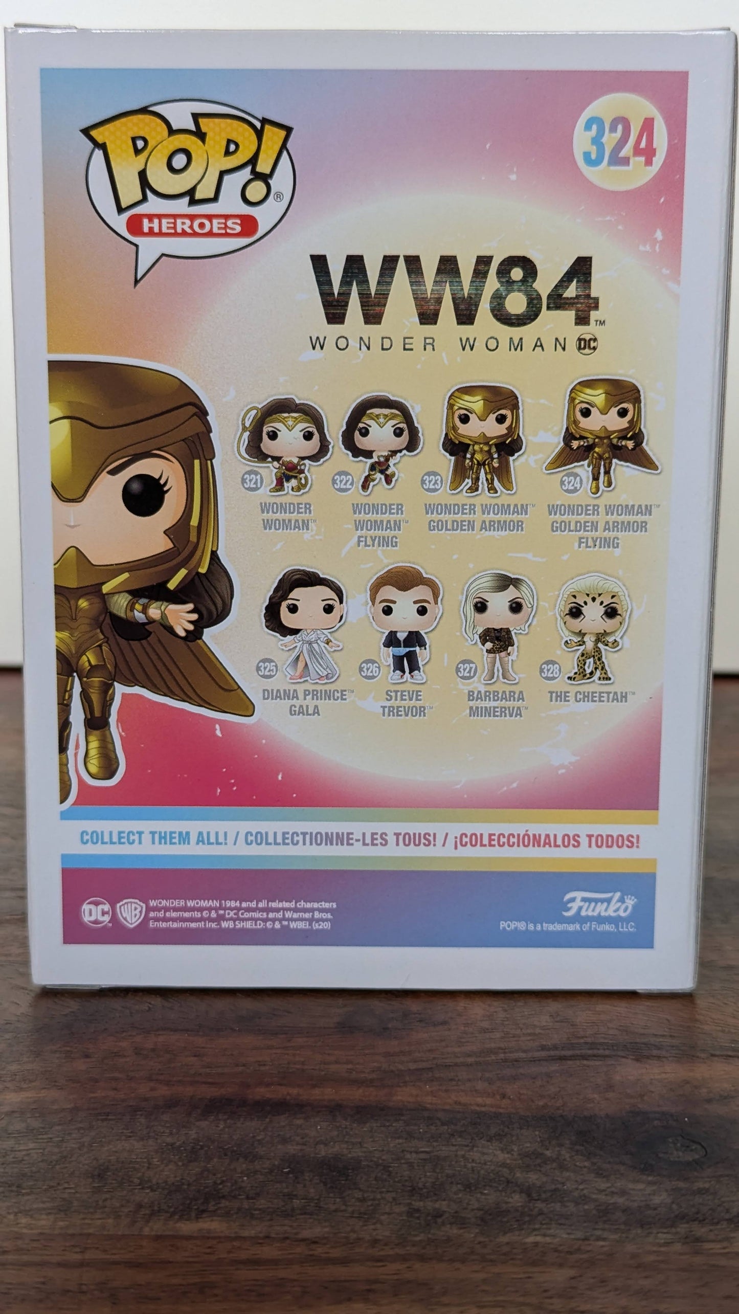 Wonder Woman golden armor flying - #324 - (c)