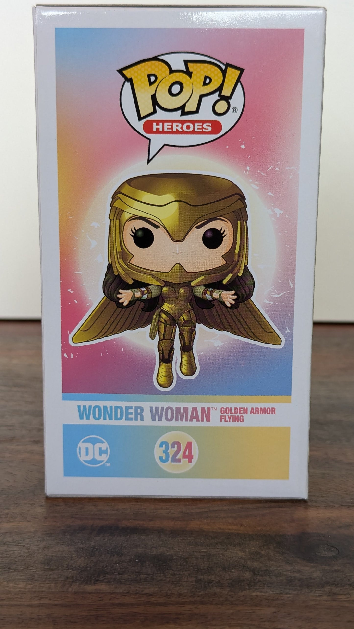 Wonder Woman golden armor flying - #324 - (c)