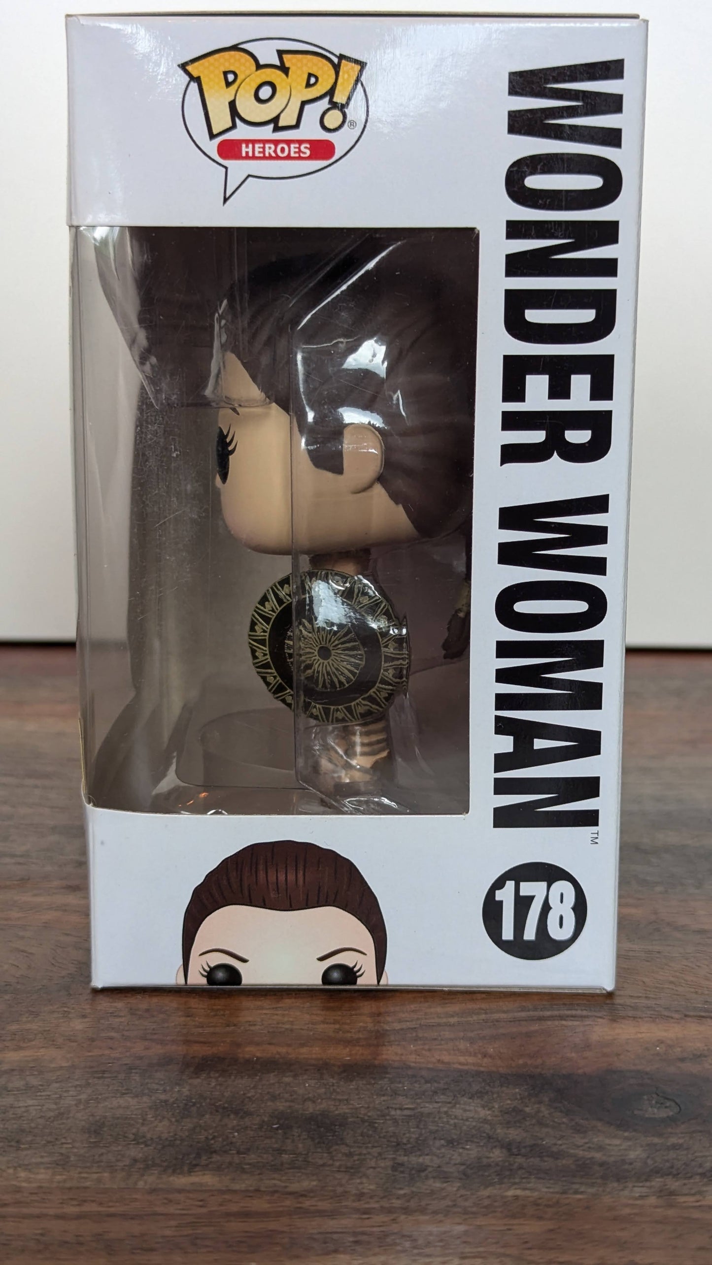 Wonder Woman - #178 - Hot Topic Exclusive - (c)