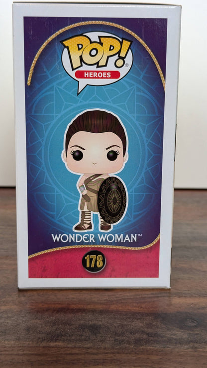 Wonder Woman - #178 - Hot Topic Exclusive - (c)