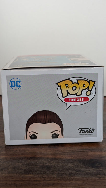 Wonder Woman - #178 - Hot Topic Exclusive - (c)