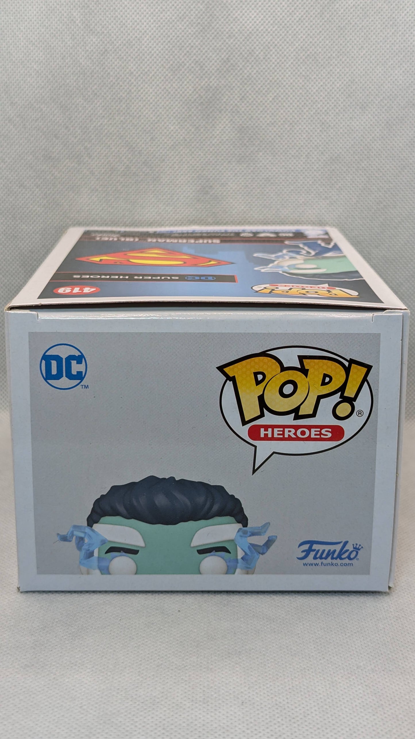 Superman (Blue) - Convention Limited Edition - #419 - (c)