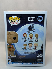 E.T. With Flowers - #1255 - (c)